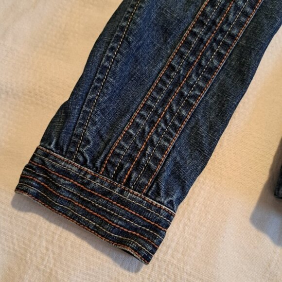 MEXX women's size 8 distressed jean jacket, form fitting style - Picture 3 of 9